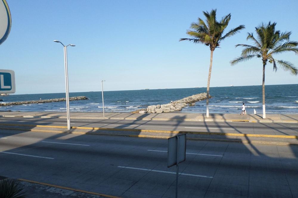 Hotel Suites Mediterraneo Boca Del Rio Veracruz Exterior foto